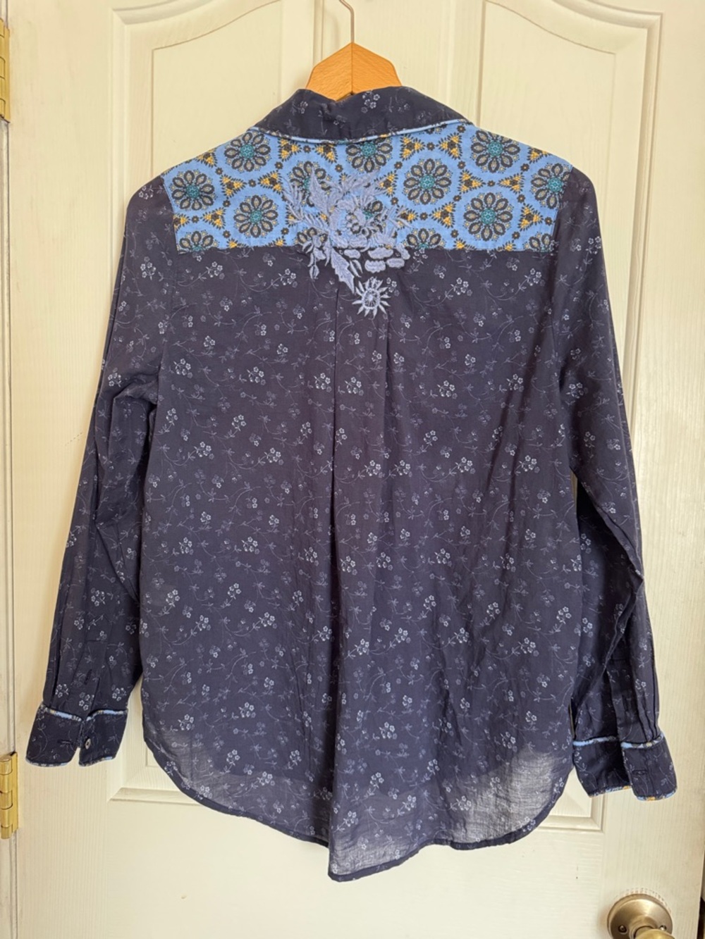 Sundance Blue Ditsy Floral Western Embroidered Long Sleeve Shirt size M - Picture 3 of 7